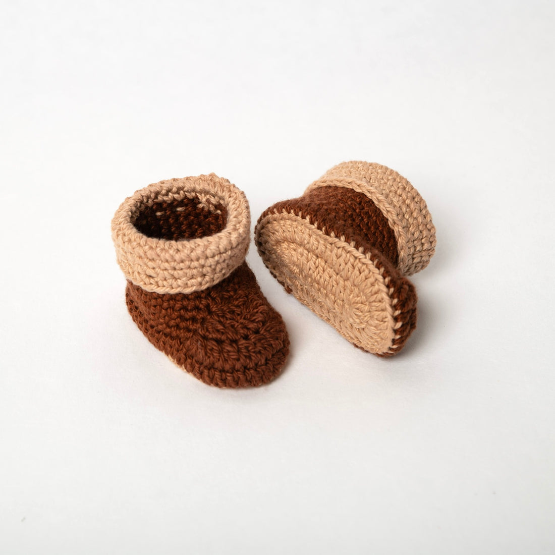Cocoa Baby slofjes bruin met zand rand